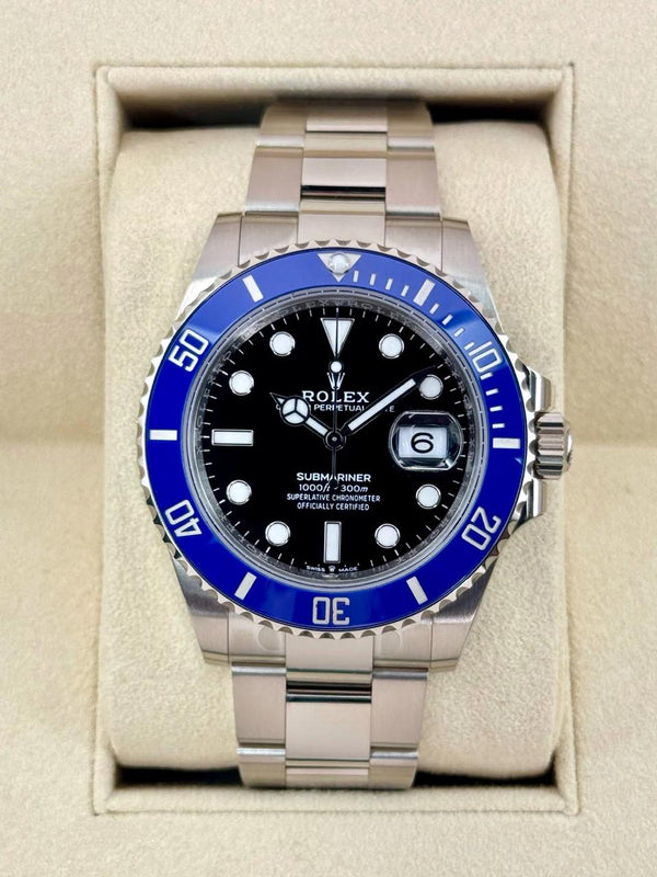 Rolex Submariner “Cookie Monster ” 41mm White Black Dial
