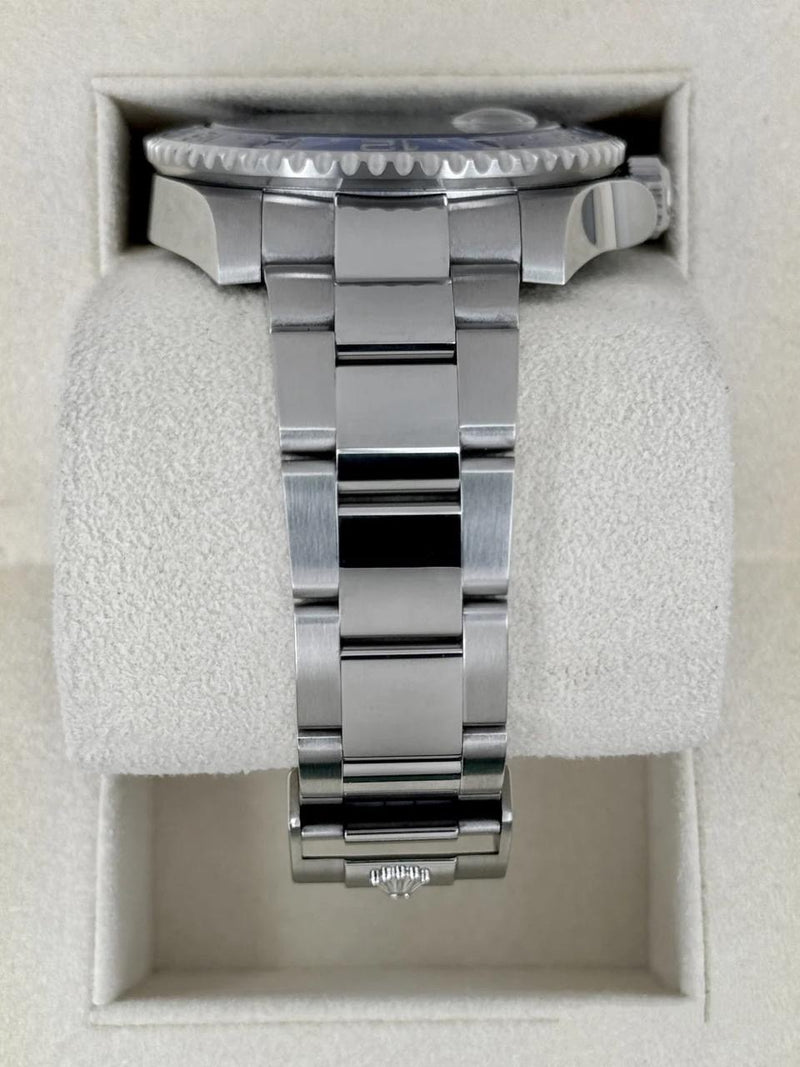 Rolex GMT-Master ll 40mm 116710LN Stainless Steel Black Dial